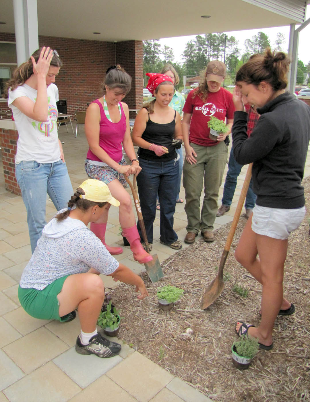 CCCC-Chatham Campus showcases green on Earth Day