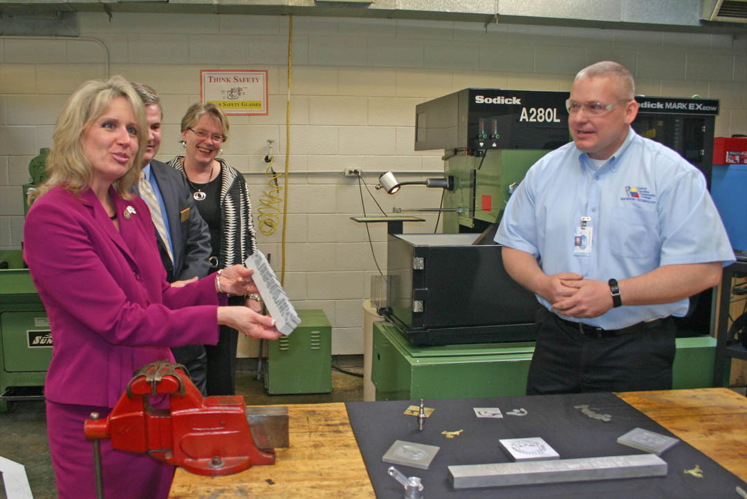 Ellmers, Stone, Shook visit CCCC's computer integrated machining program