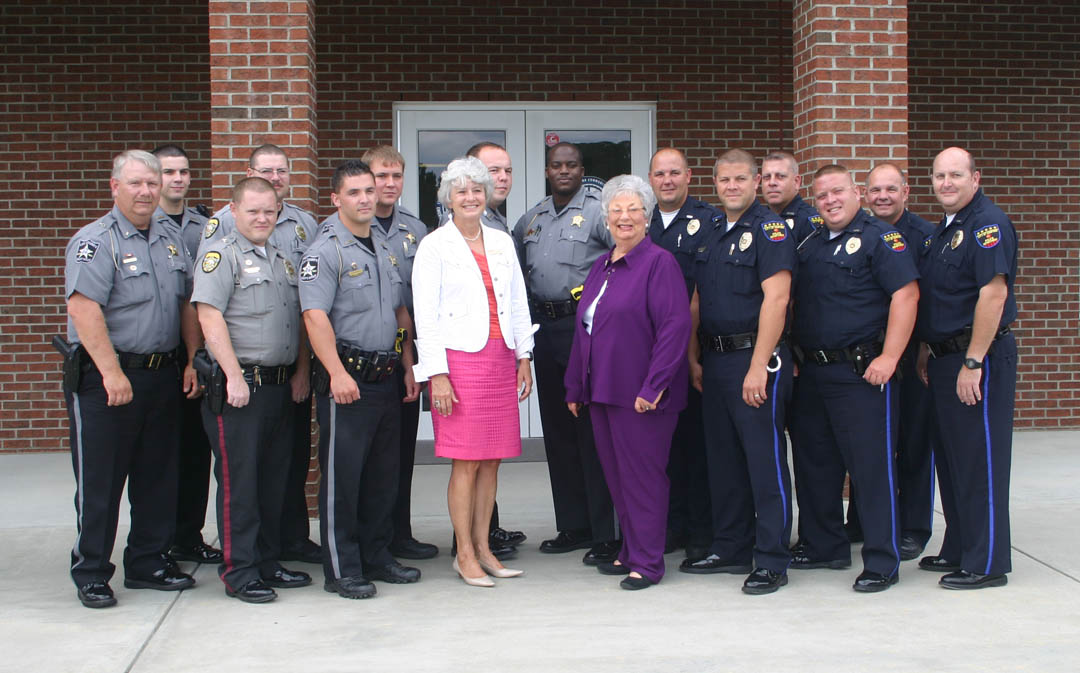 Law Enforcement Officers Graduate Crisis Intervention Training 07/17/2012 - News Archives, Cccc - Central Carolina Community College