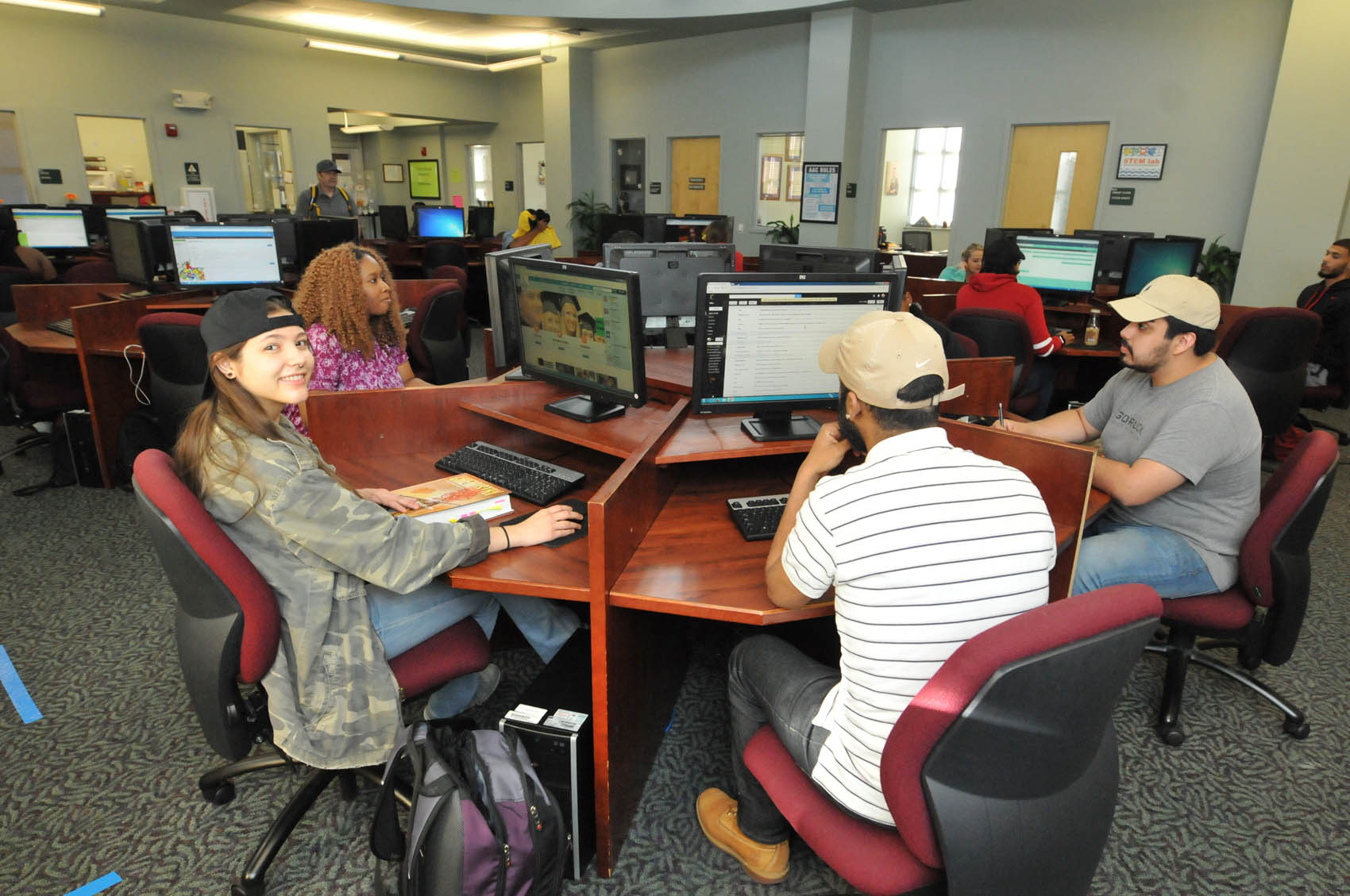 Click to enlarge,  Central Carolina Community College has been ranked 21st among the 50 best online community colleges for 2016-17 by the Center for Online Education. There are 1,108 community colleges currently operating in the U.S., according to American Association of Community Colleges data. For more information on CCCC's Distance Education programs, contact Amanda Carter, Director of the Center for Teaching and Learning, at 919-718-7515 or by email at abcarter@cccc.edu. 