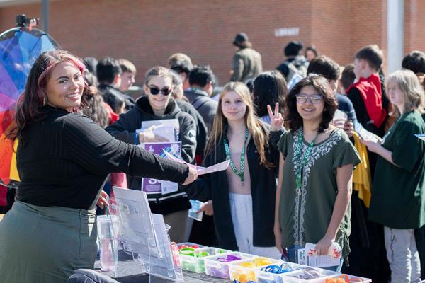 Large student organization meeting 